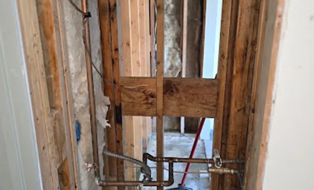 Frozen Pipe Water Removal in Norfolk, VA